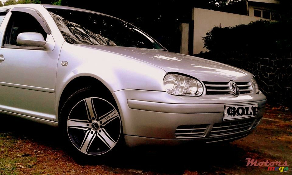2004' Volkswagen Golf IV Touts Dorigine photo #3