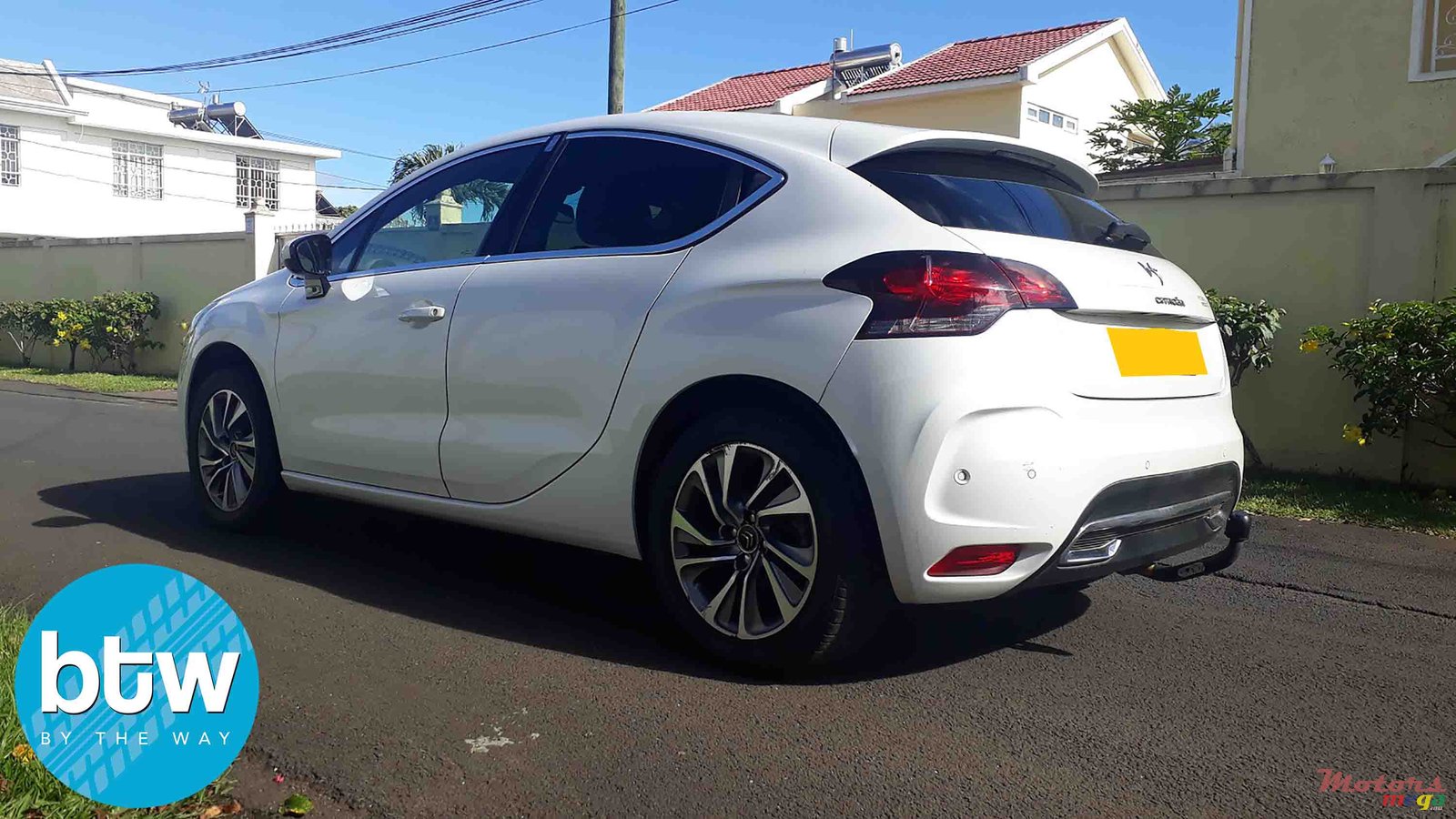 2012' Citroen DS 4 Automatic photo #2