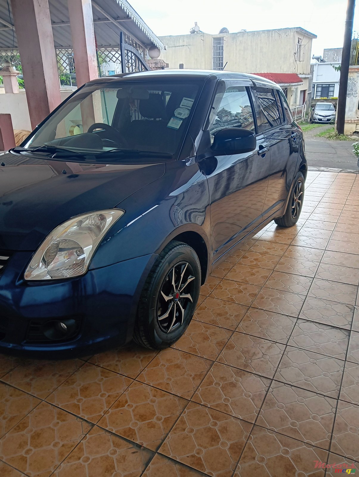 2008' Suzuki Swift photo #4