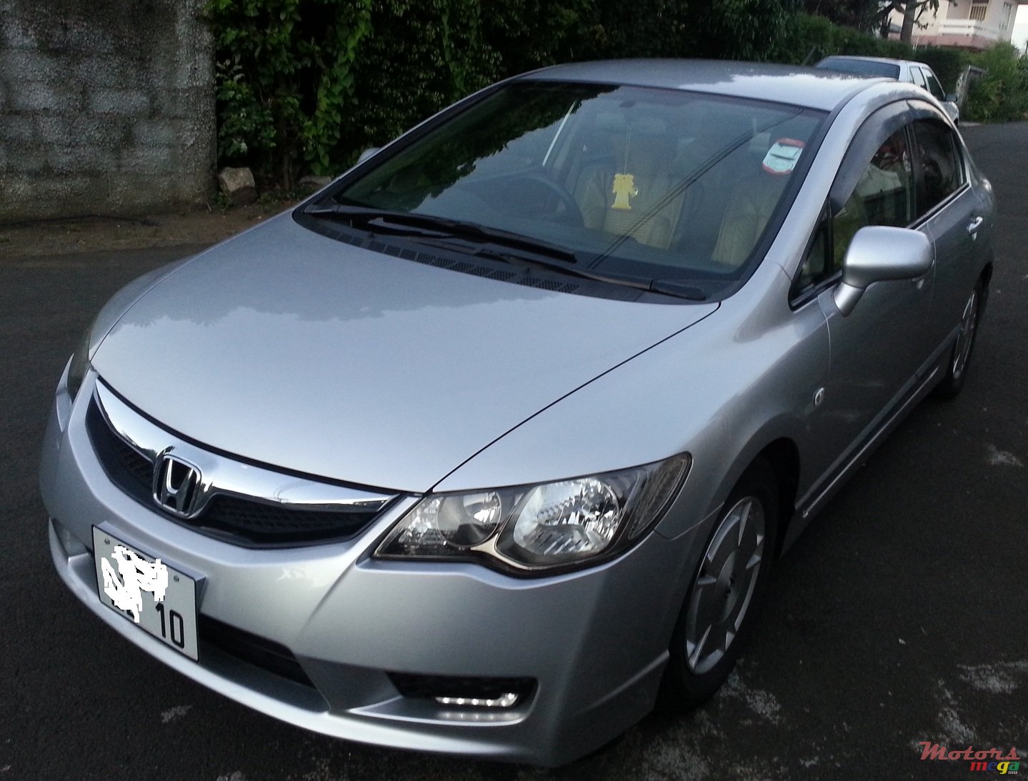 2010' Honda Civic hybrid photo #5