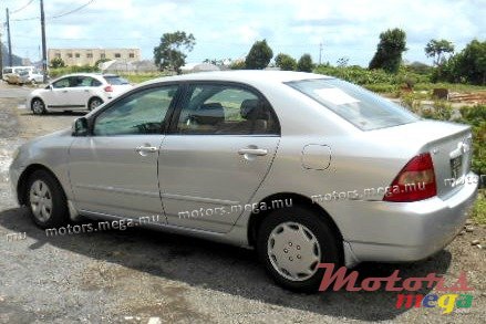 2000' Toyota Corolla photo #3