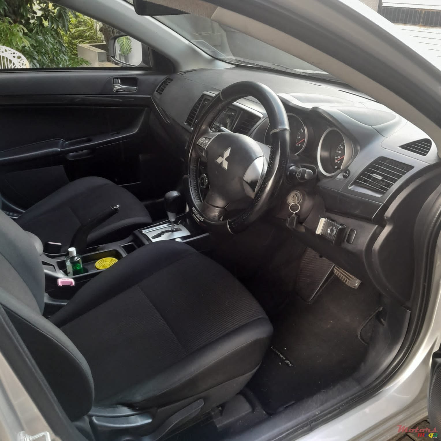 2017' Mitsubishi Lancer X photo #3