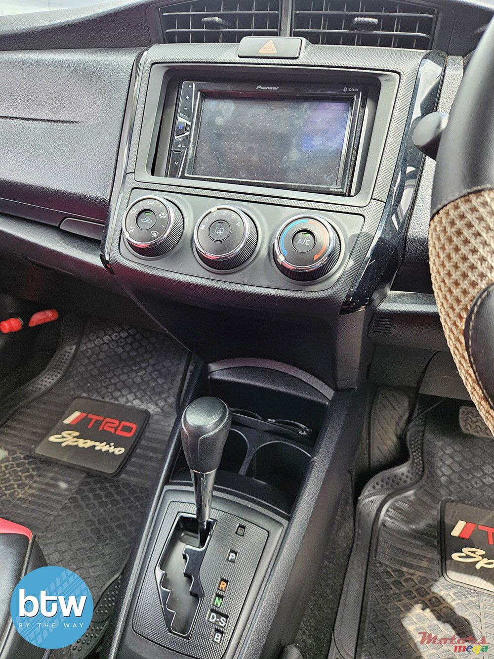 2019' Toyota Axio photo #7