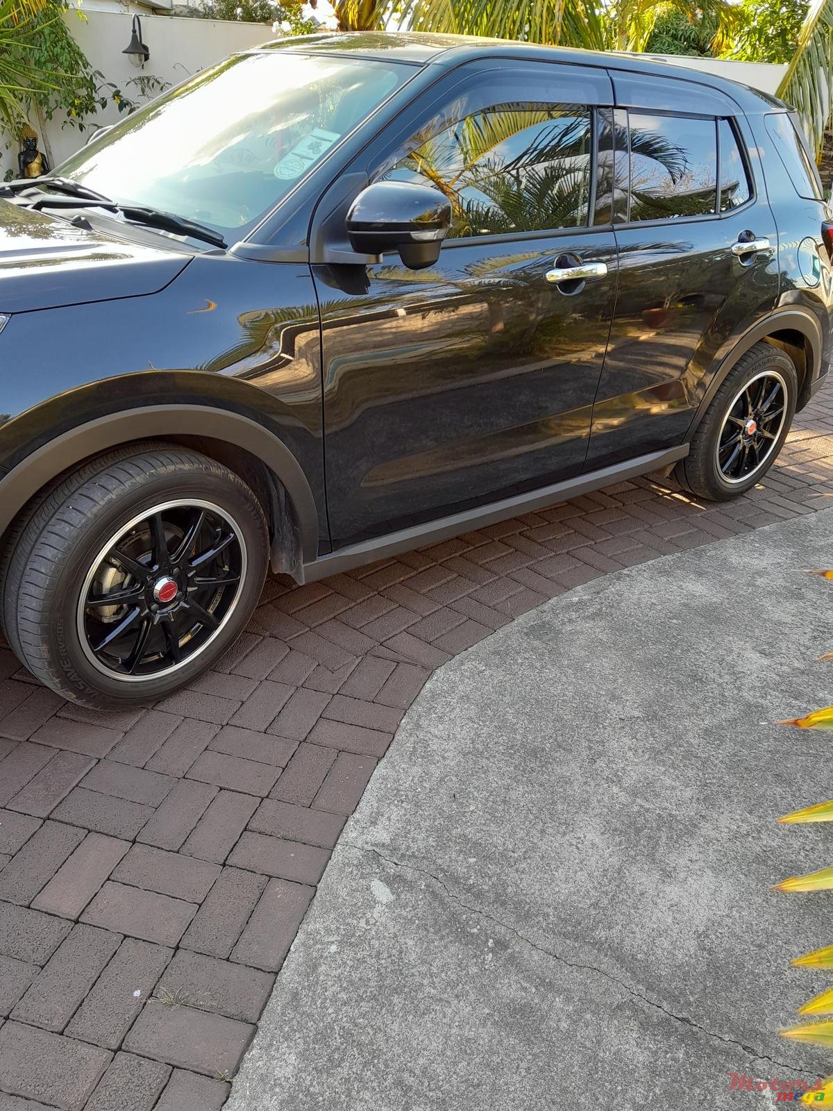 2020' Toyota photo #5