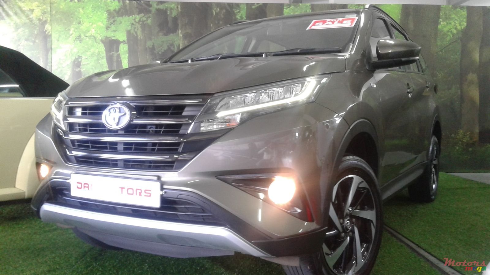 2019' Toyota Rush New Shape VVTI photo #1