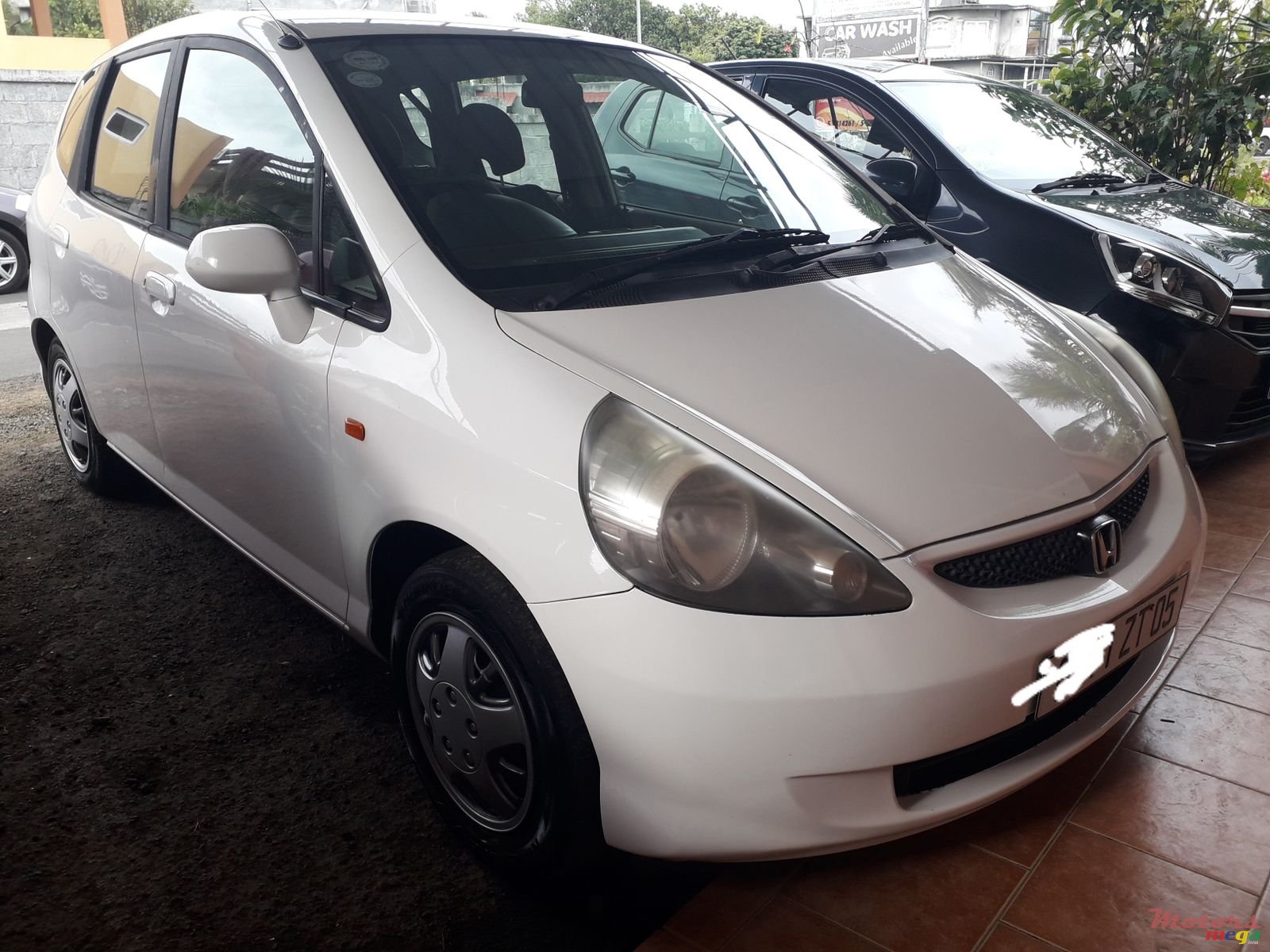 2005' Honda Fit Automatic photo #2