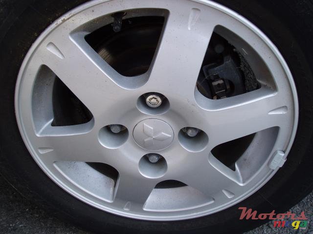 2008' Mitsubishi Lancer EQUIPPE photo #4