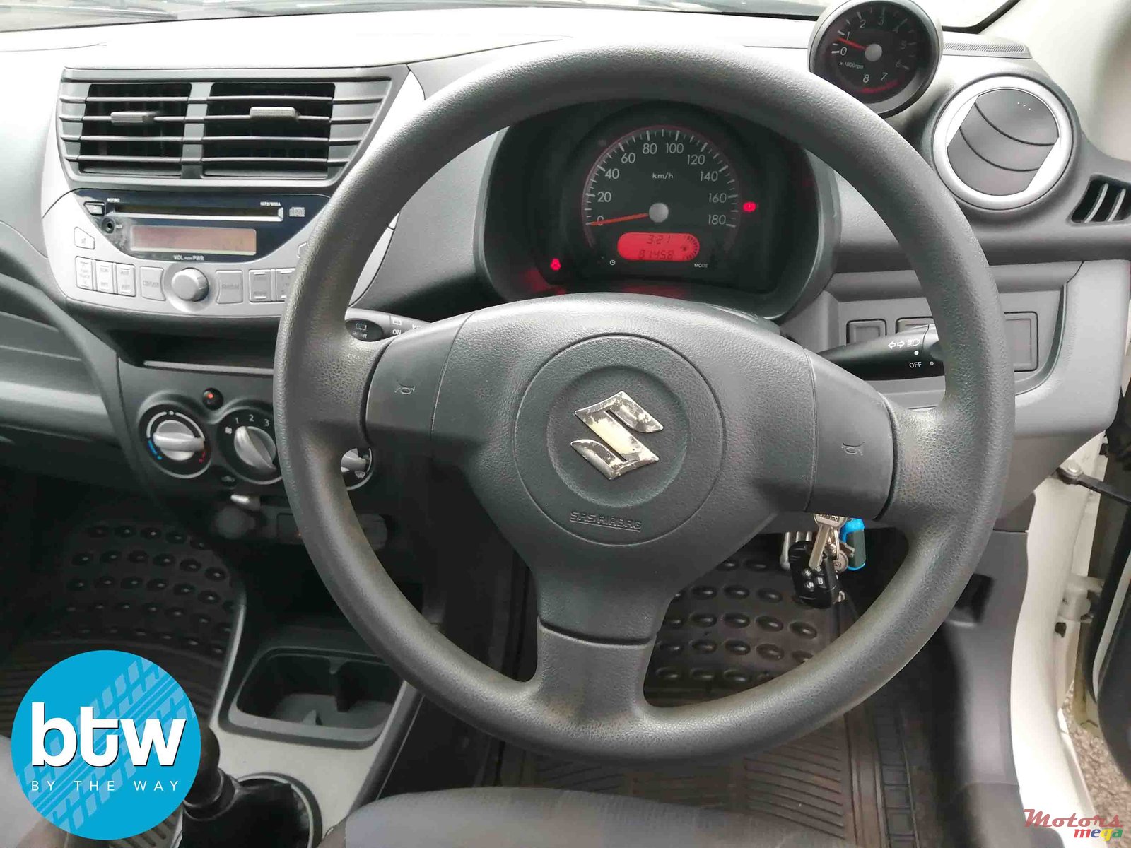 2013' Suzuki Celerio photo #6