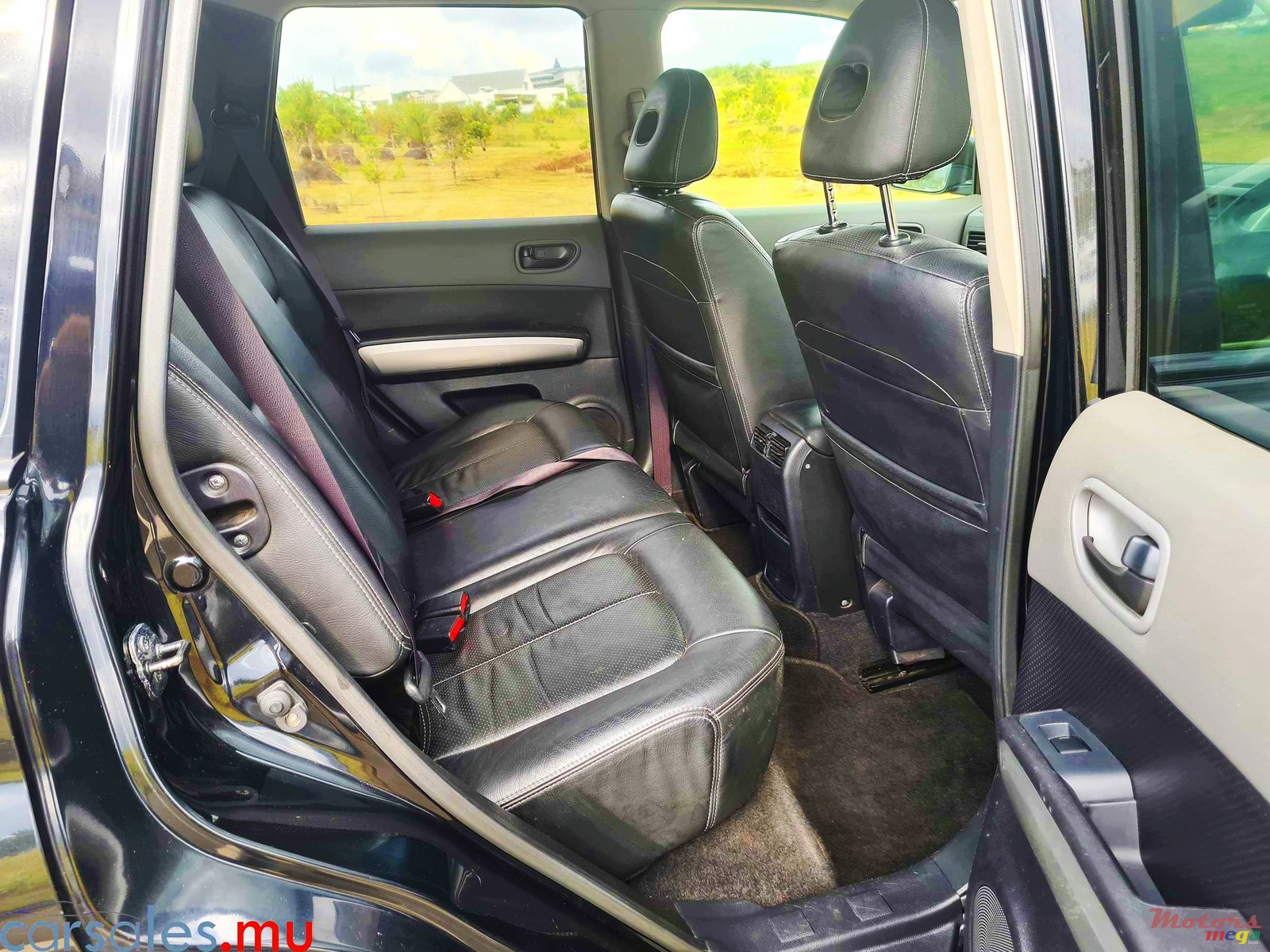 2010' Nissan X-Trail photo #5