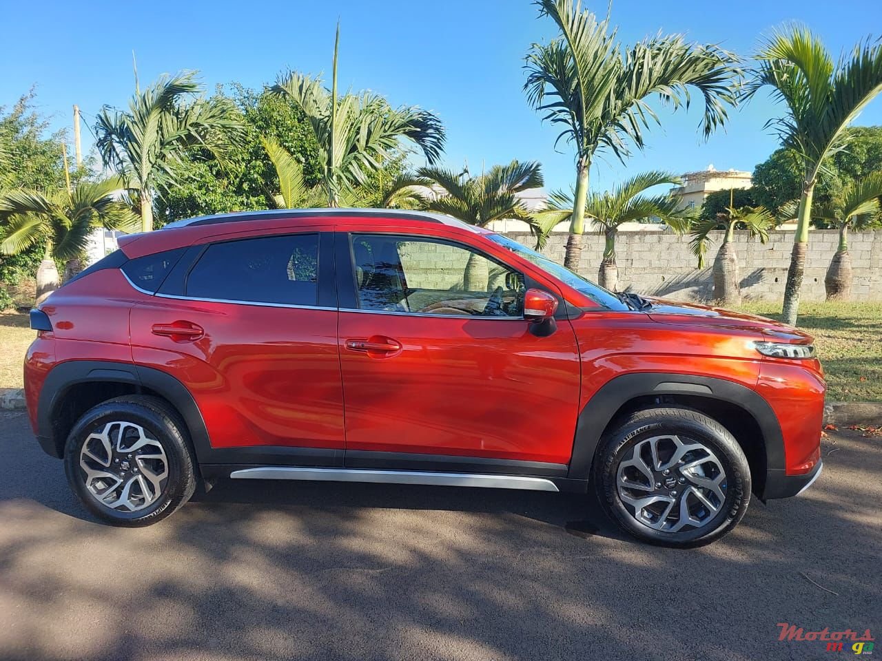 2025' Suzuki Fronx photo #2