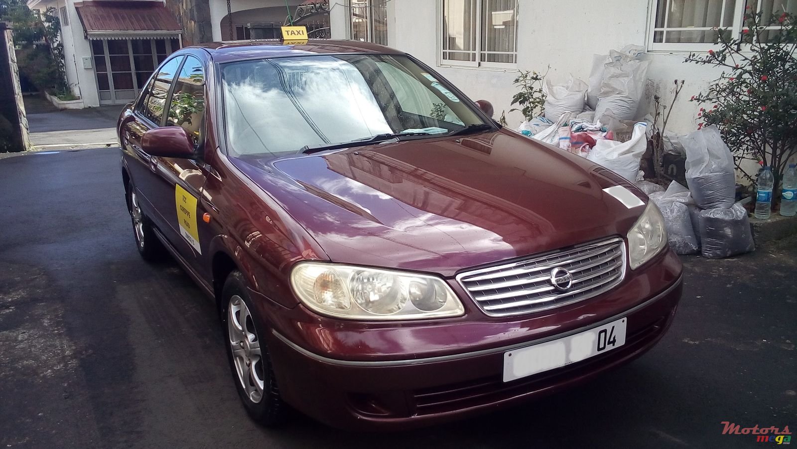 2004' Nissan Sunny N17 photo #2