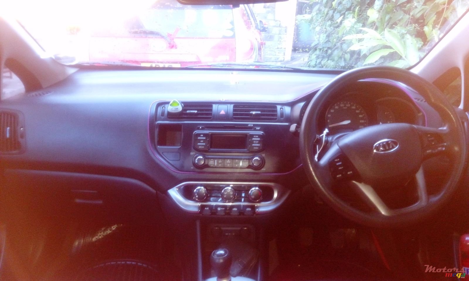 2011' Kia Rio photo #4