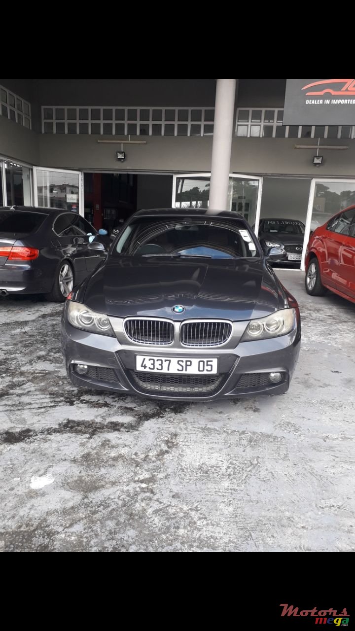 2005' BMW 3 Series photo #1