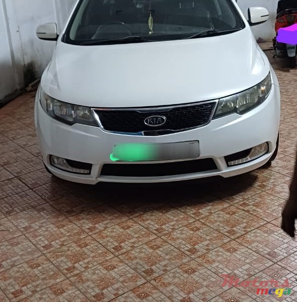 2012' Kia Cerato photo #2
