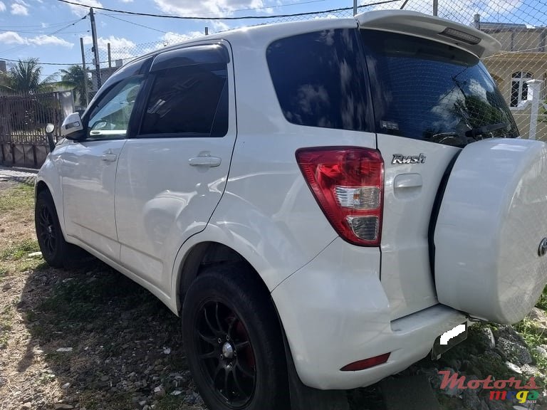 2006&#x27; Toyota RAV4 RUSH photo #3