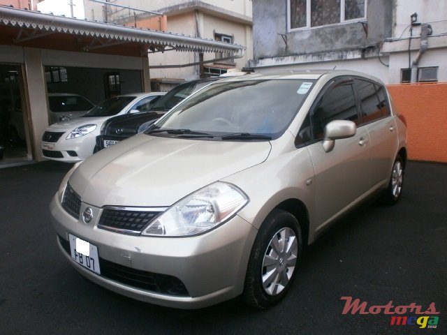 2007' Nissan Tiida photo #6