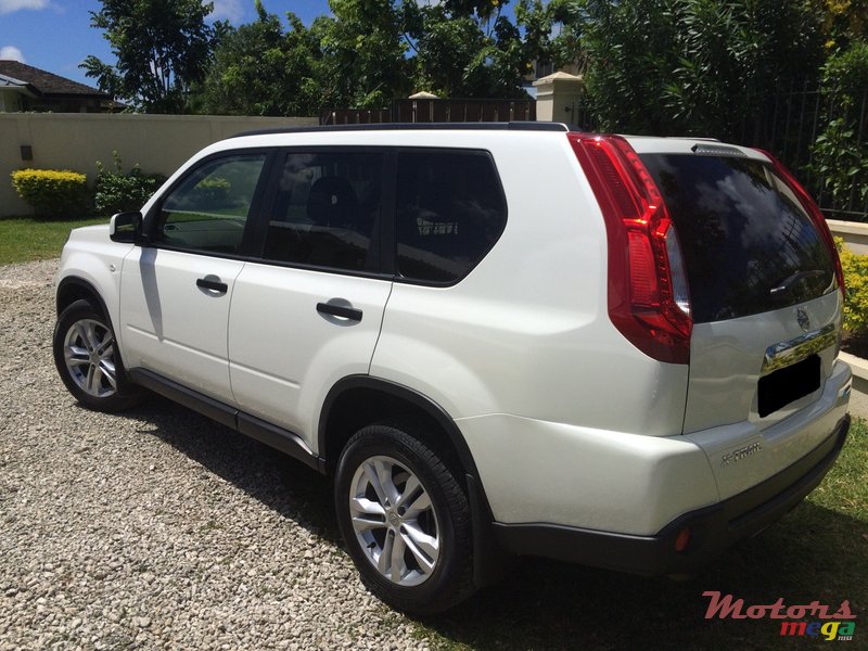 2014' Nissan X-Trail photo #3