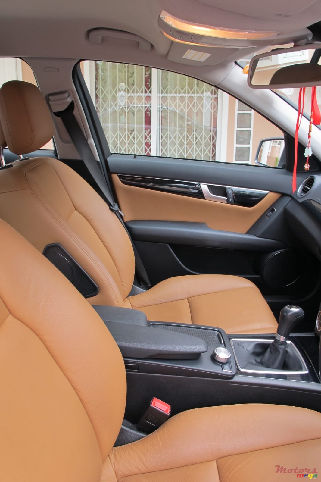 2011' Mercedes-Benz photo #6