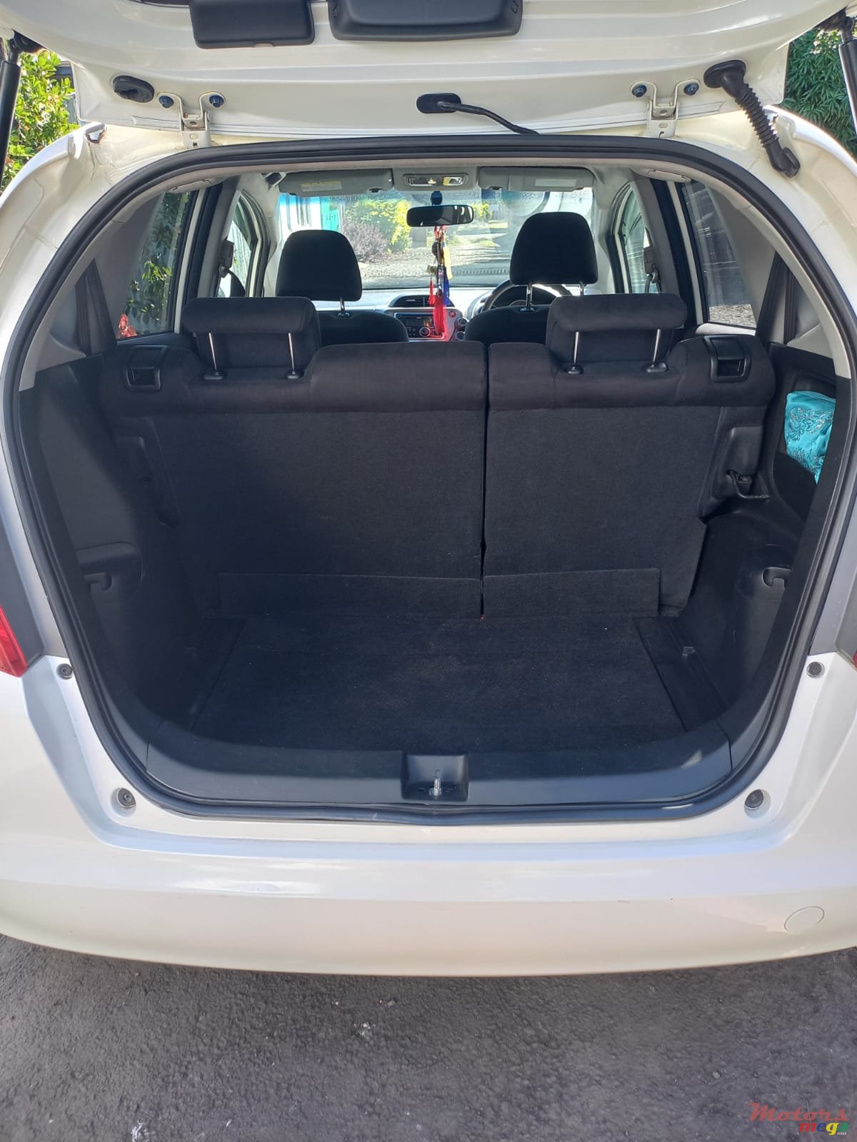 2009' Honda Fit Essence photo #5