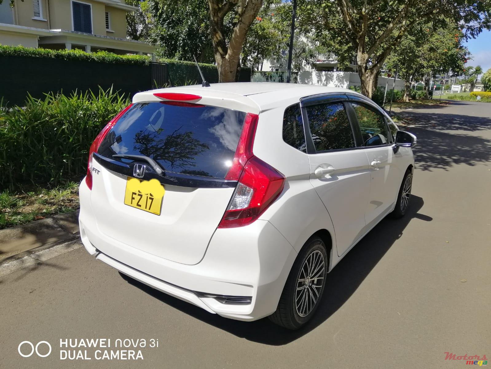 2017' Honda Fit photo #2