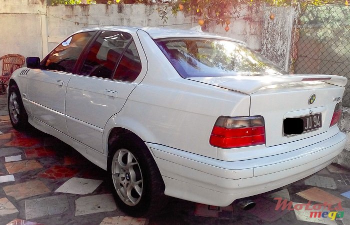 1994' BMW 3 Series photo #3