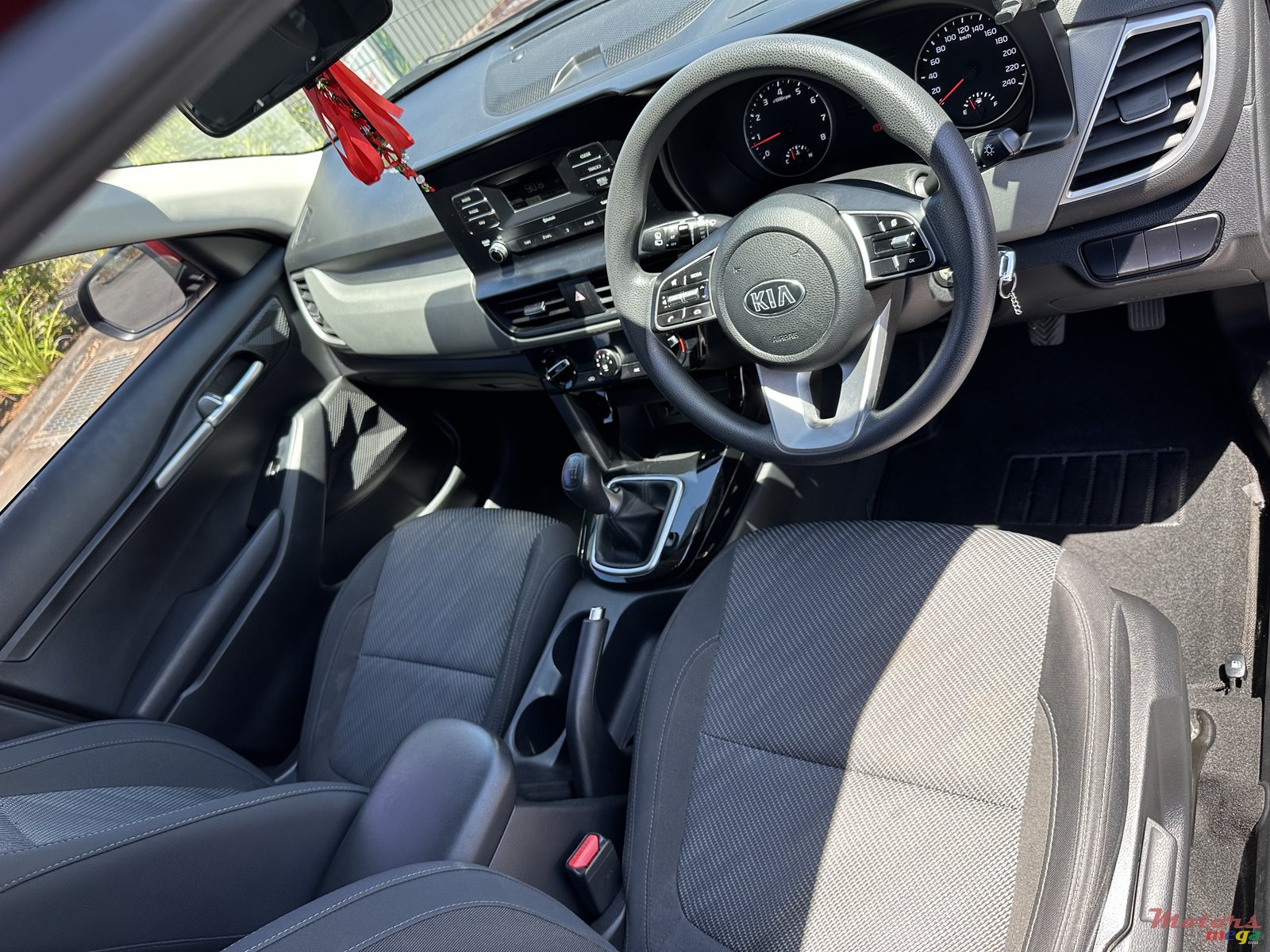 2020' Kia Seltos photo #7