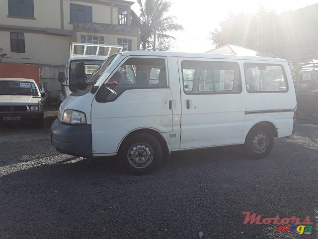 2002' Nissan Vanette cargo photo #2