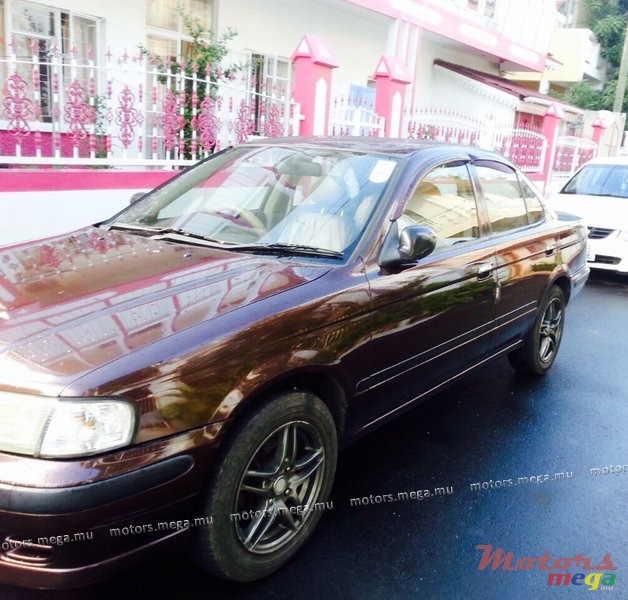1999' Nissan Sunny photo #3