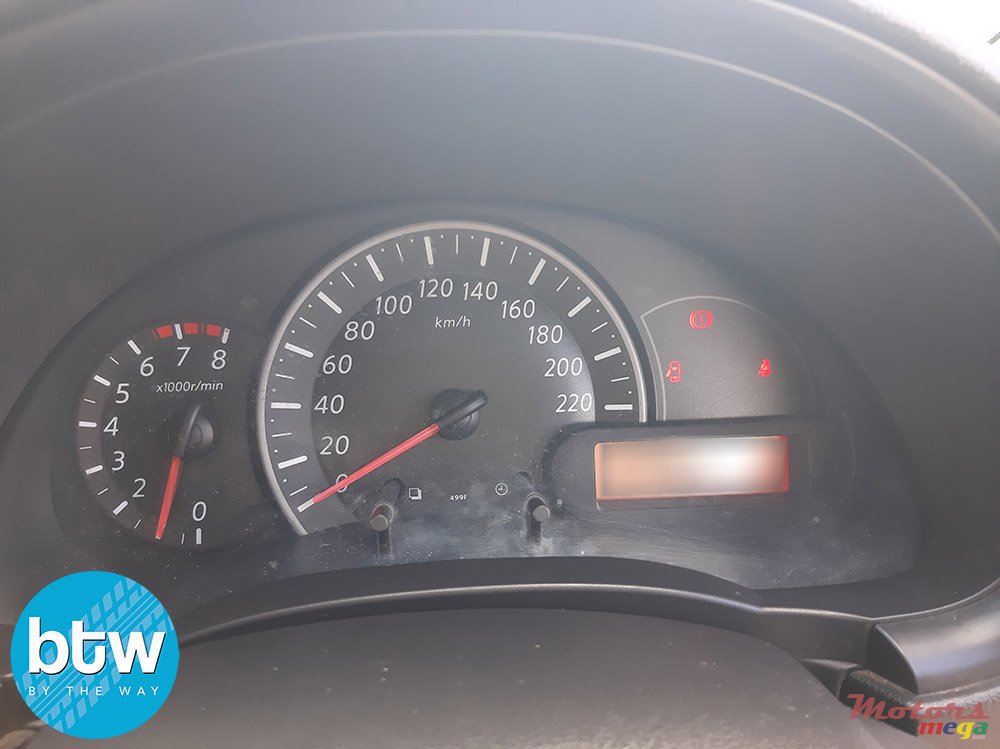 2012' Nissan Micra photo #7