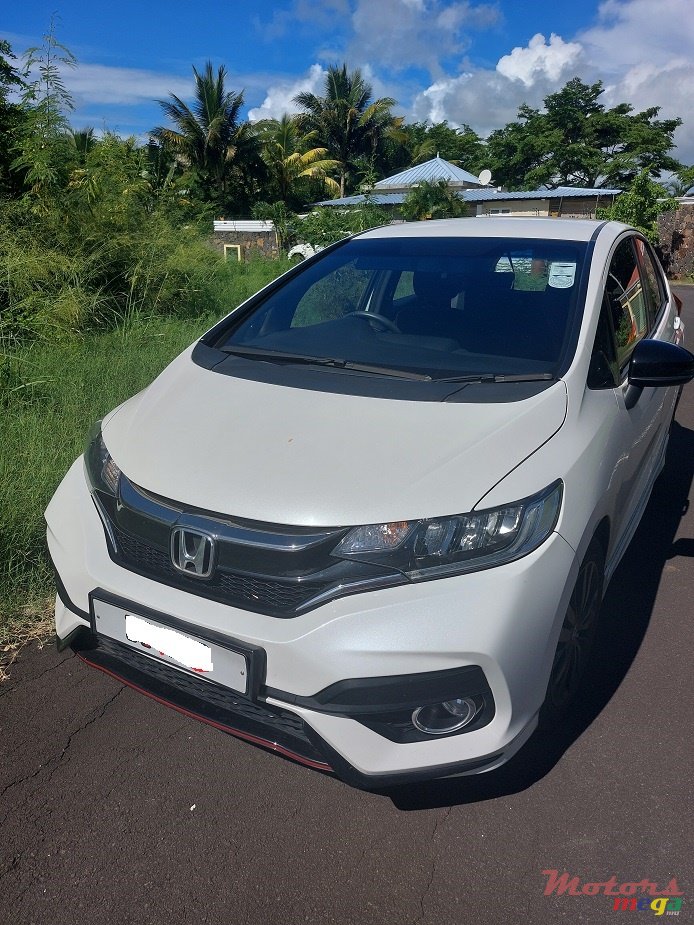 2019' Honda Jazz Sport photo #3