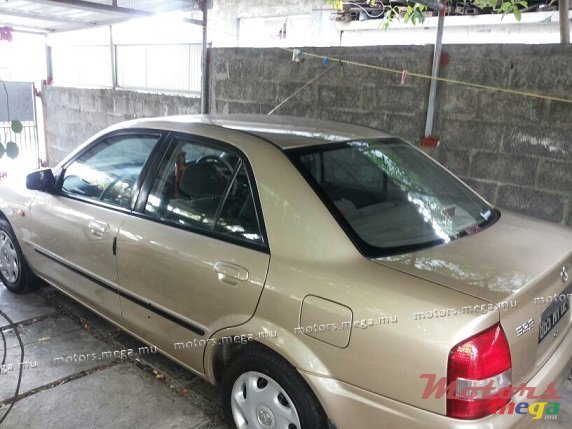 2002' Mazda photo #1