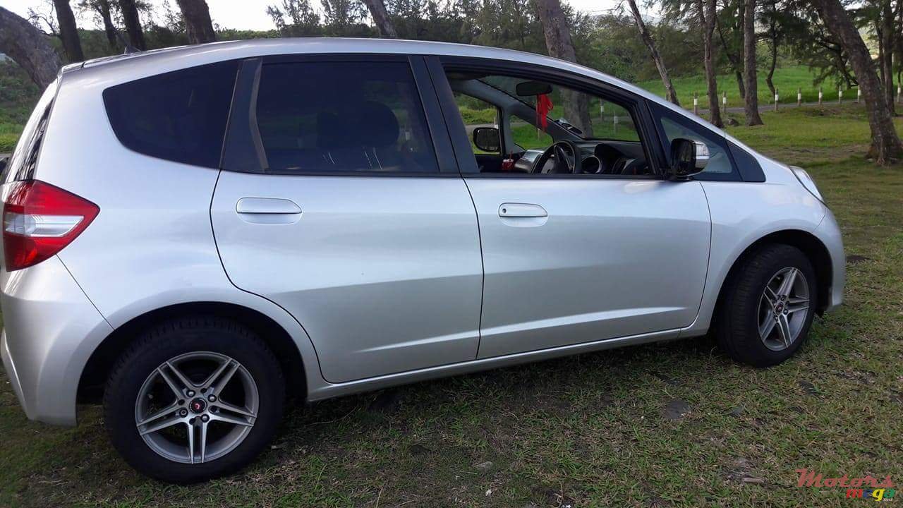 2011' Honda Fit photo #5