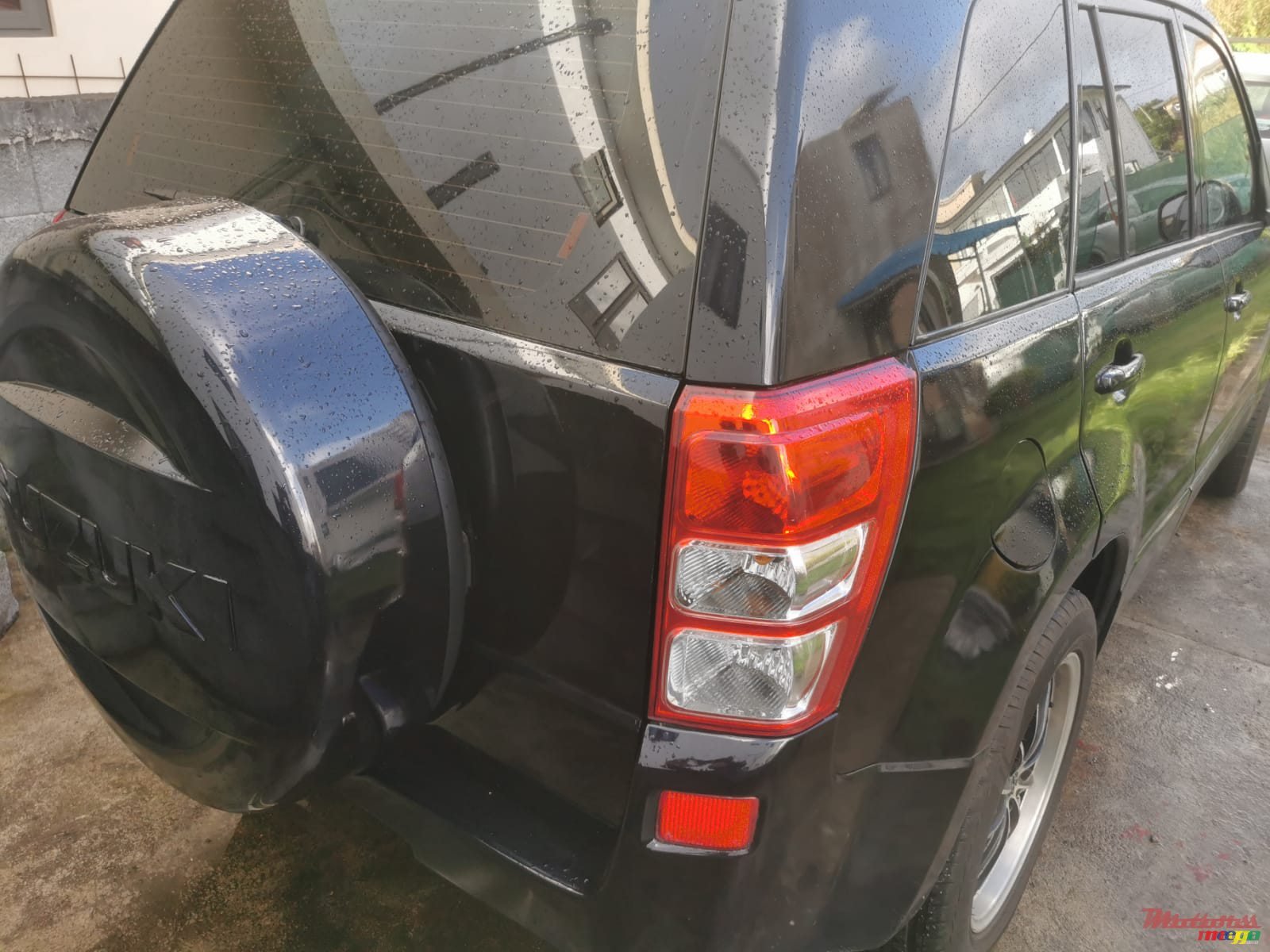 2008' Suzuki Grand Vitara photo #3