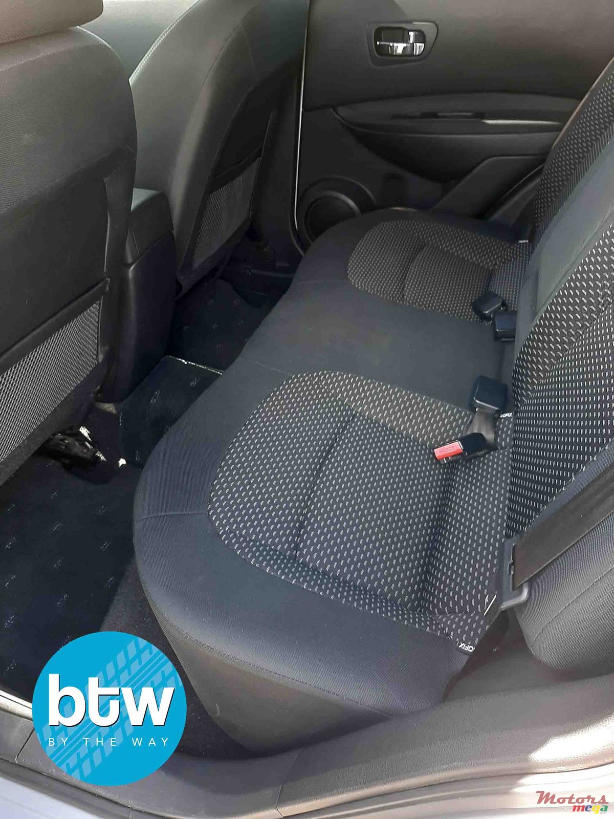 2011' Nissan Qashqai photo #4