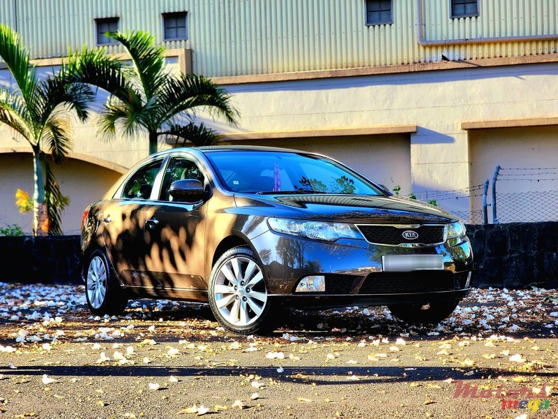 2012' Kia Cerato photo #2