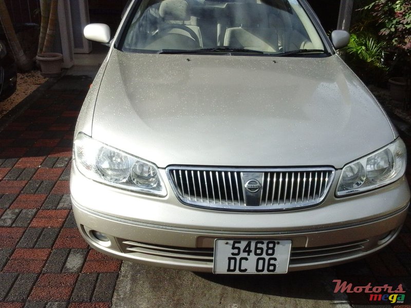 2006' Nissan Sunny photo #1