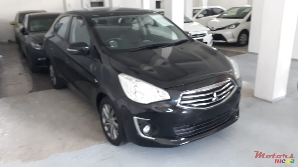 2016' Mitsubishi Attrage photo #1