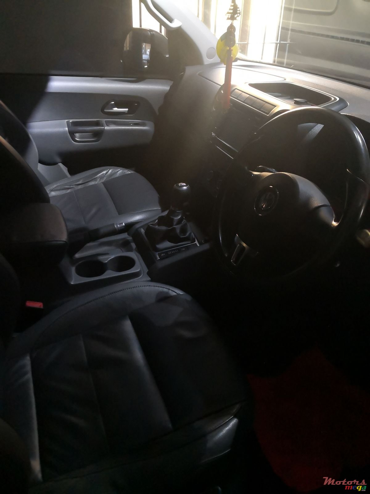 2014' Volkswagen Amarok bi turbo photo #4