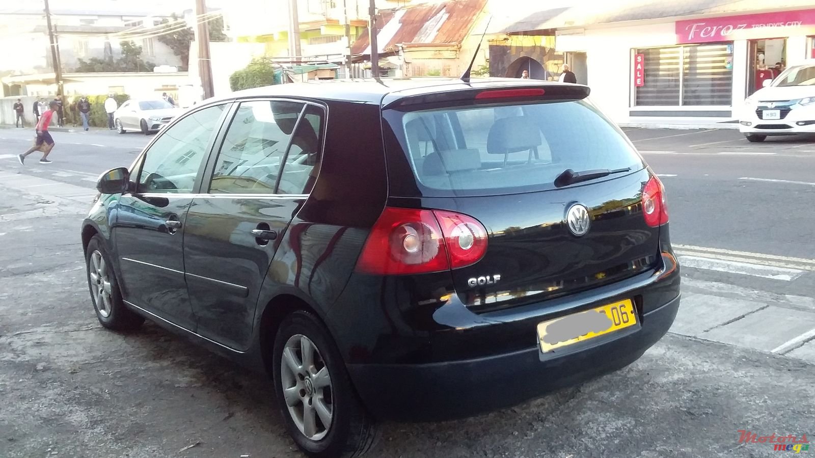 2006' Volkswagen Golf V photo #4