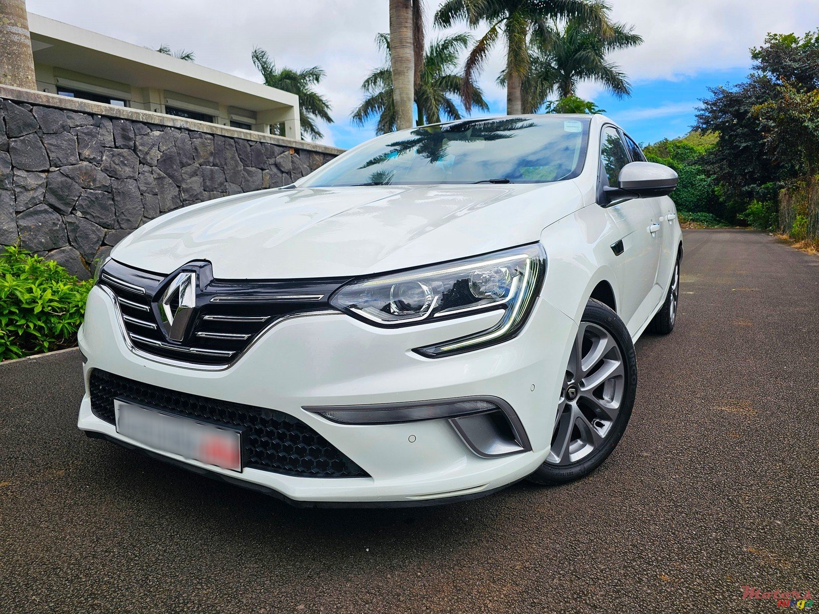 2017' Renault Megane GT-Line 1.2 photo #1