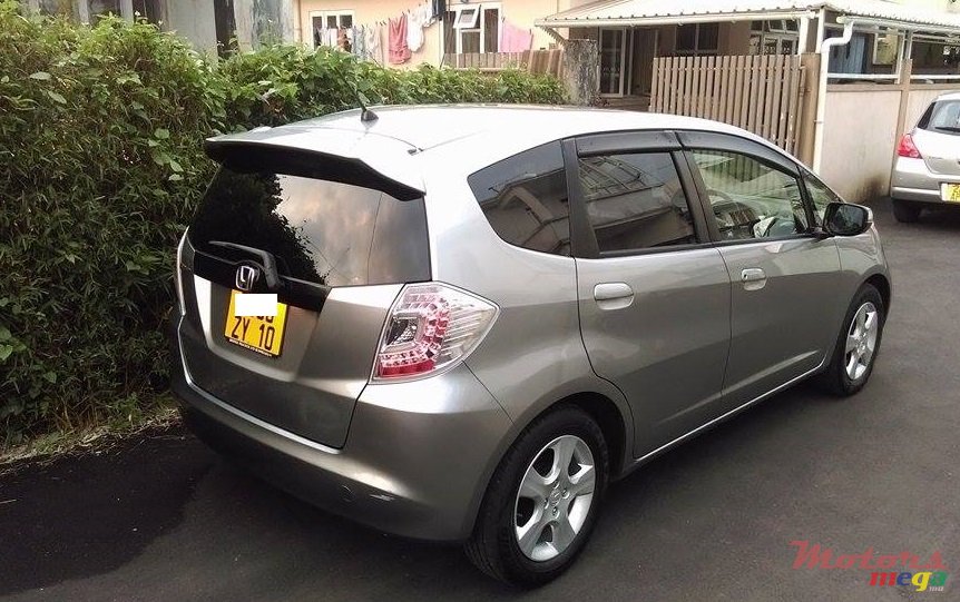 2010' Honda Fit Special Edition photo #4