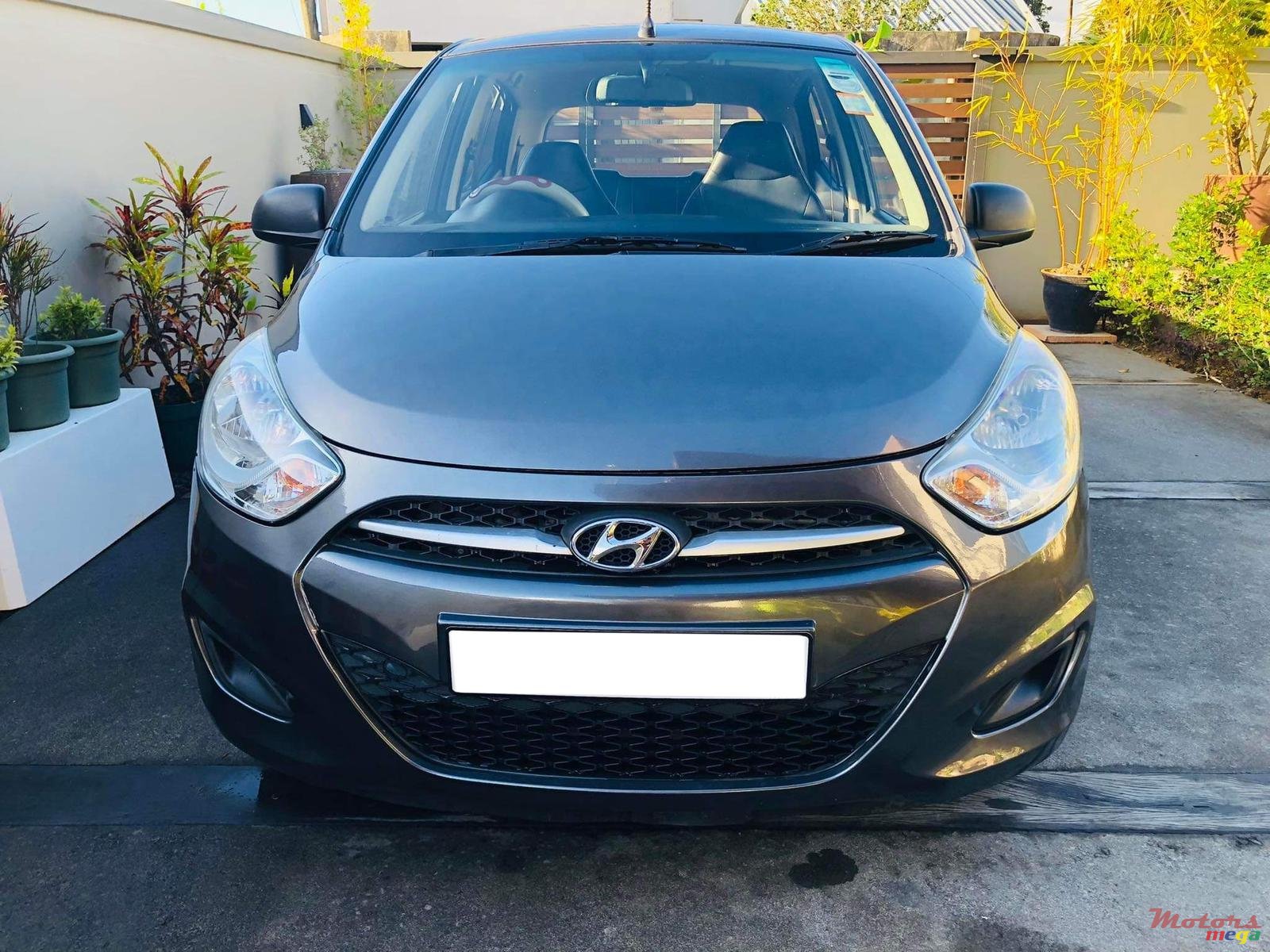 2013' Hyundai i10 photo #2