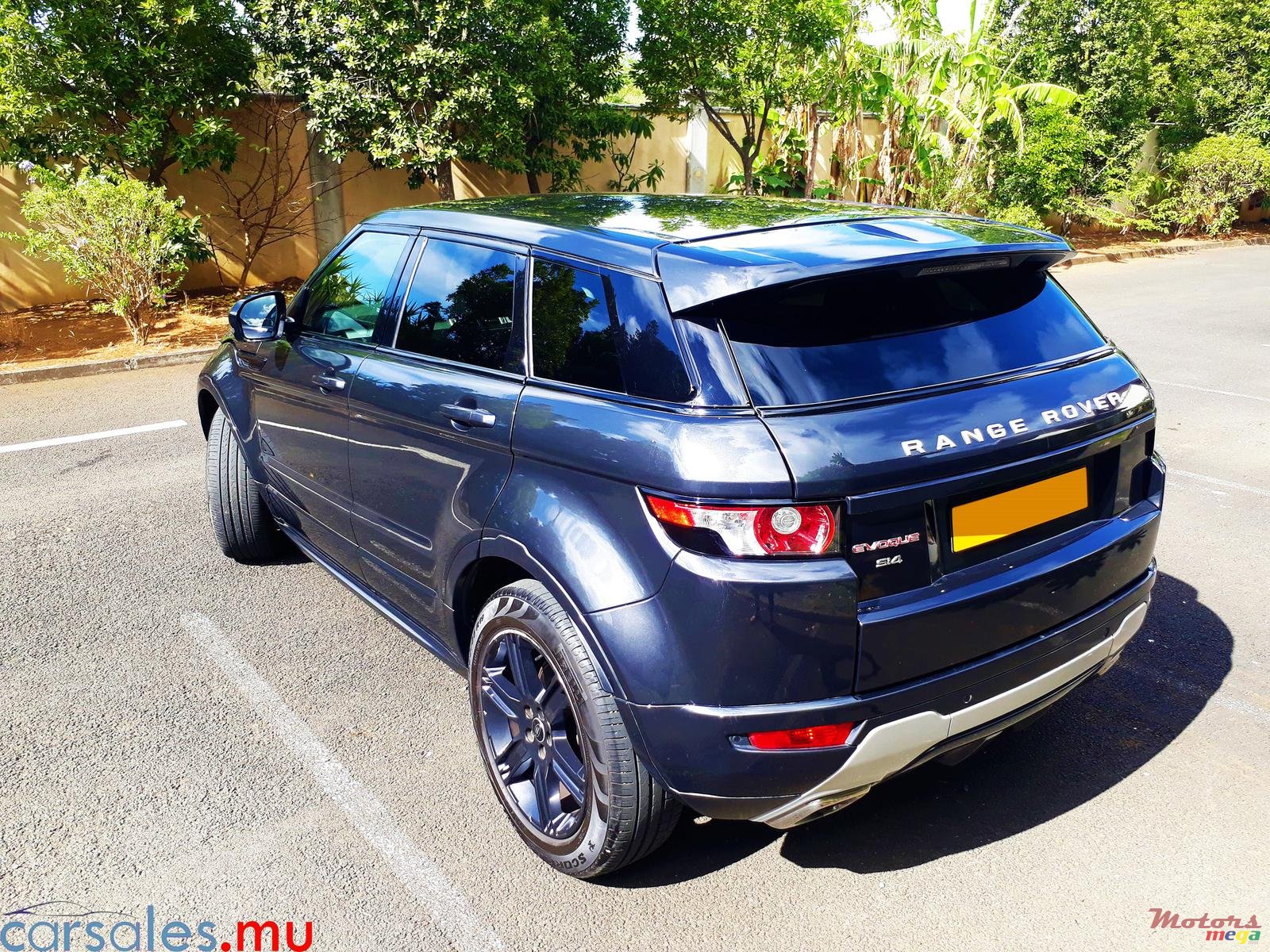 2013' Land Rover Range Rover Evoque Dynamic photo #4