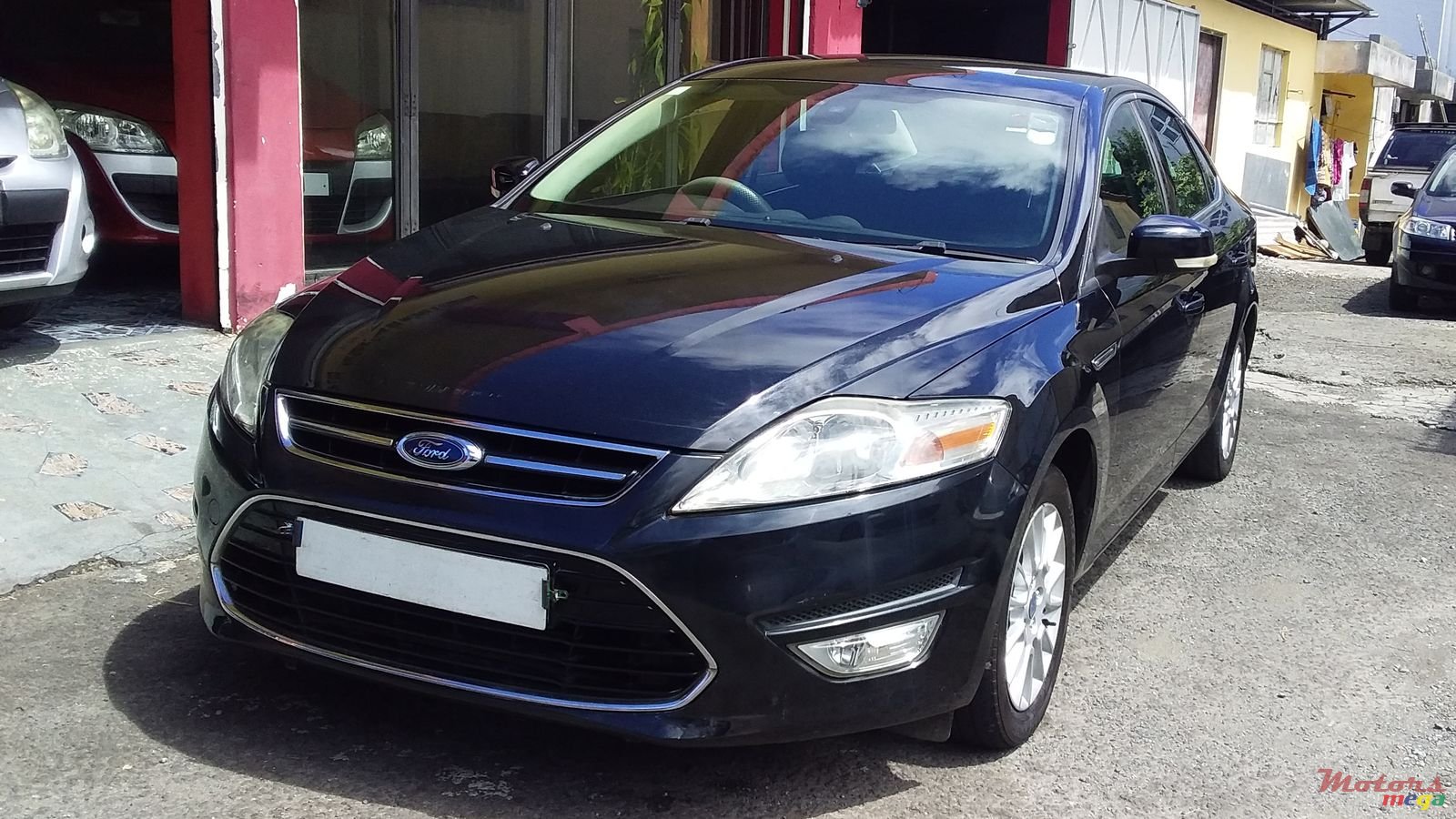 2012' Ford Mondeo photo #1