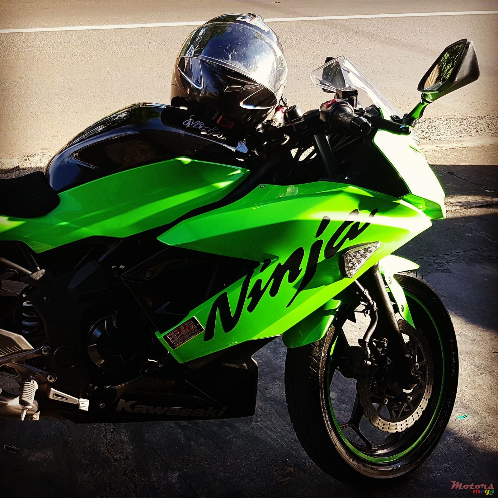 2015' Kawasaki photo #4