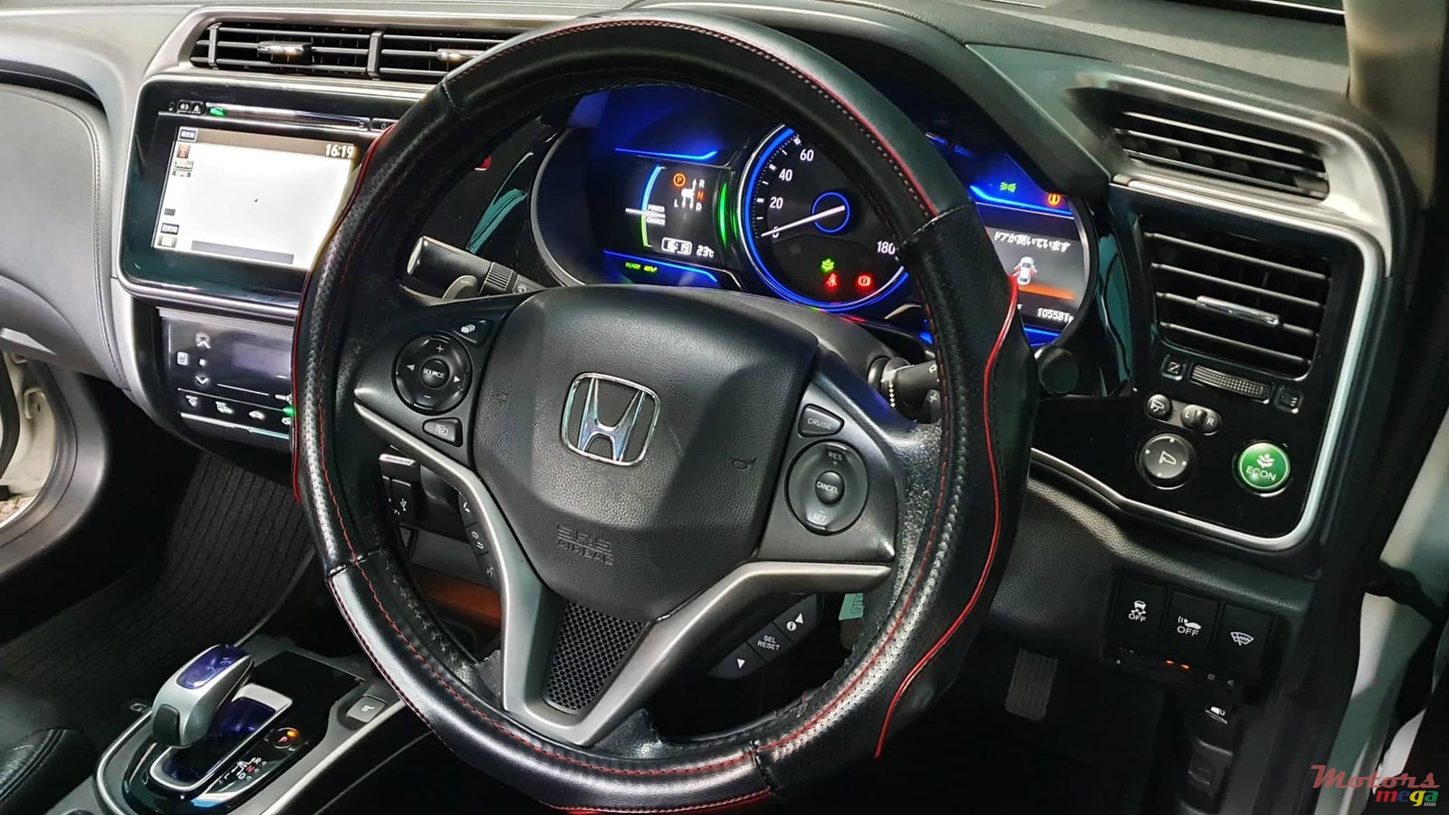 2015' Honda Grace Hybrid Full Option photo #4