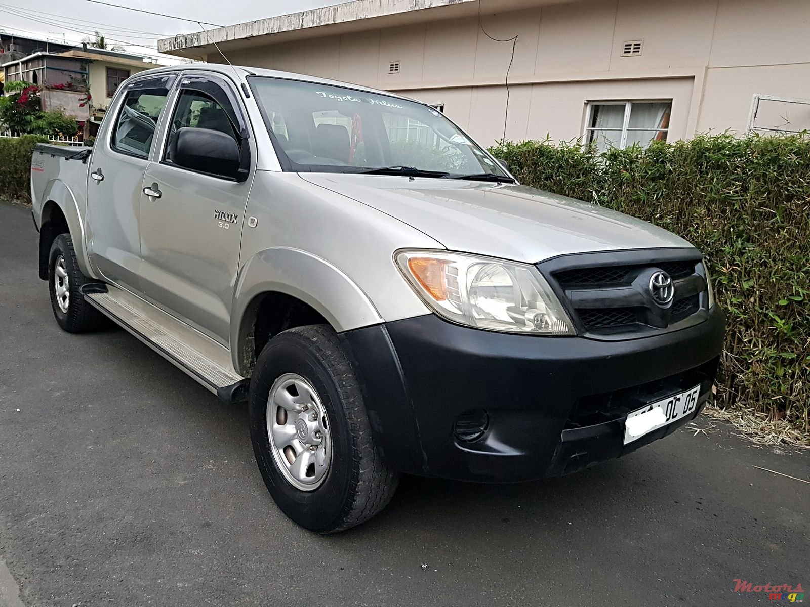 2005' Toyota Hilux 4*4 3.0 photo #1