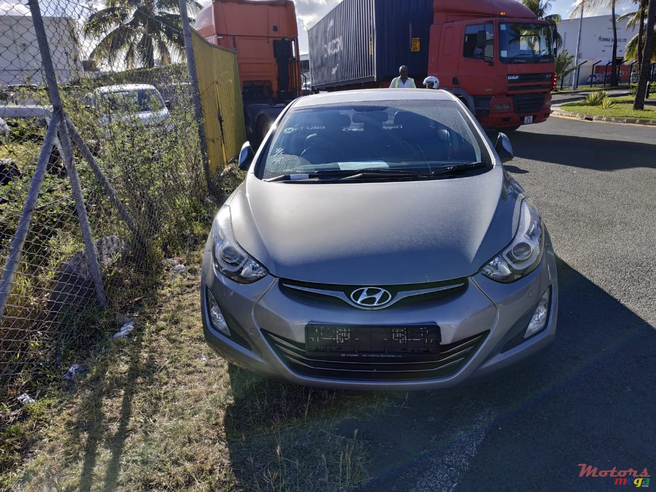 2015' Hyundai Elantra Elite + photo #1