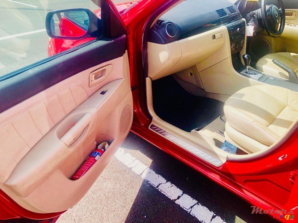 2005' Mazda 3 photo #4