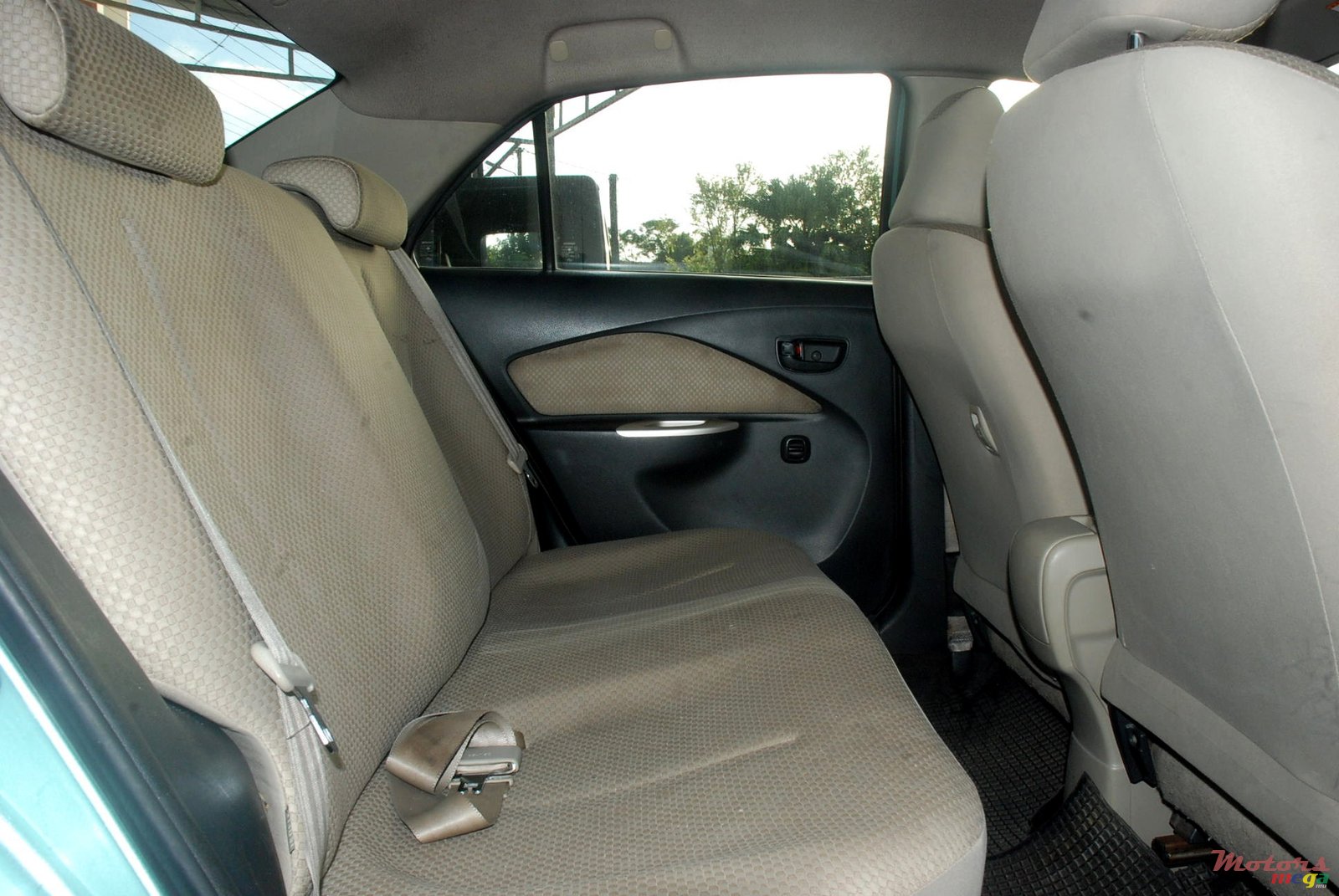 2006' Toyota Yaris photo #4